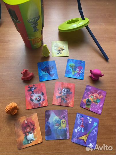 Стакан с троллями, раскраска, буклеты в подарок