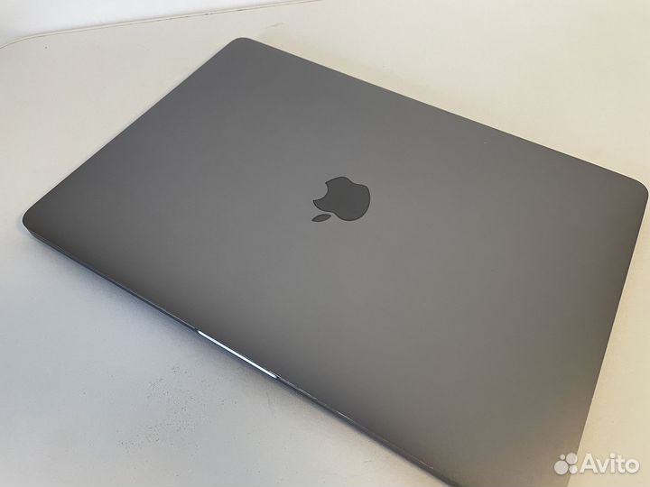 Macbook pro 13 2017 i5 2,3GHz, RAM 8GB, SSD 256GB