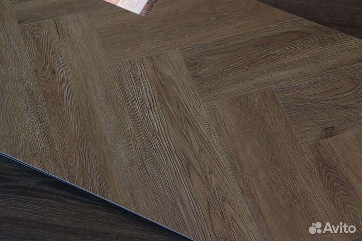 Замковый кварцвинил елка