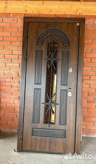 Дверь входная металлическая с терморазрывом