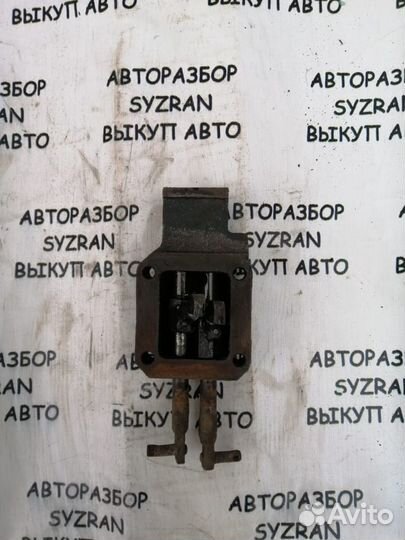 Крышка ркпп УАЗ 452 с/о