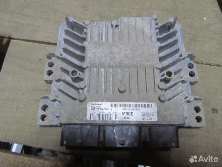 Блок управления двигателем 7M5112A650BBA Focus 2