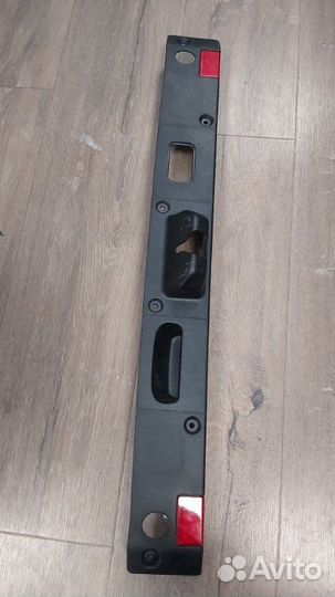 Накладка крышки багажника Mercedes S 500 4Matic