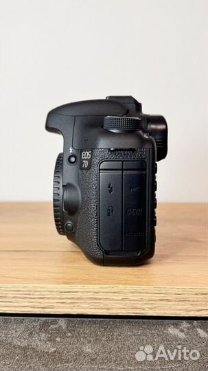 Canon 7D (как новый)