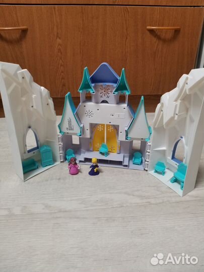 Игрушка Замок