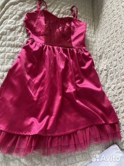 Нарядные платья на девочку