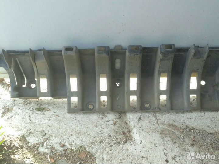 Усилитель заднего бампера пластик Пежо 3008