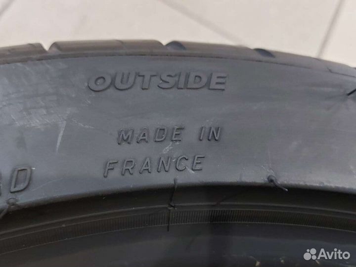 Michelin Pilot Sport 4 S 285/30 R20 99Y