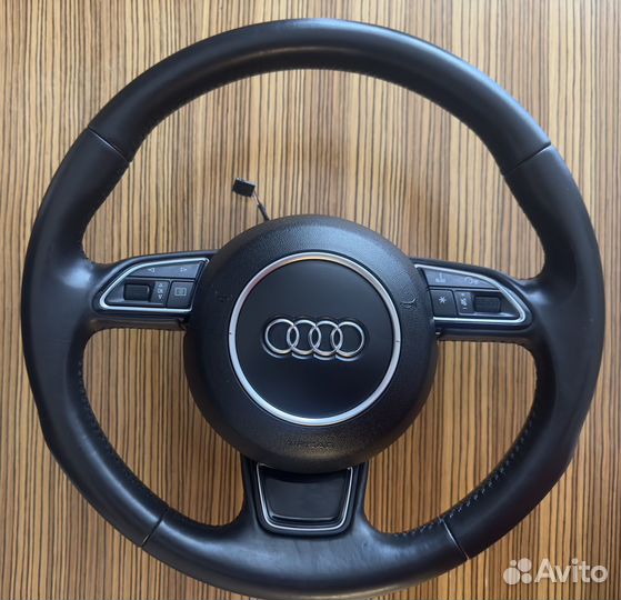 Оригинальный руль Audi 8k049419bm