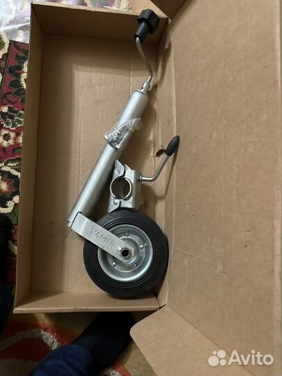 Треть колесо прицепа