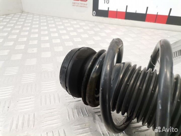 Стойка для Volkswagen Golf 4