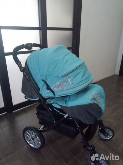 Продам прогулочную коляску