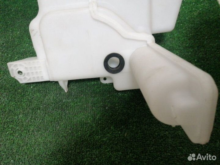 Бачок омывателя Vw Passat Cc