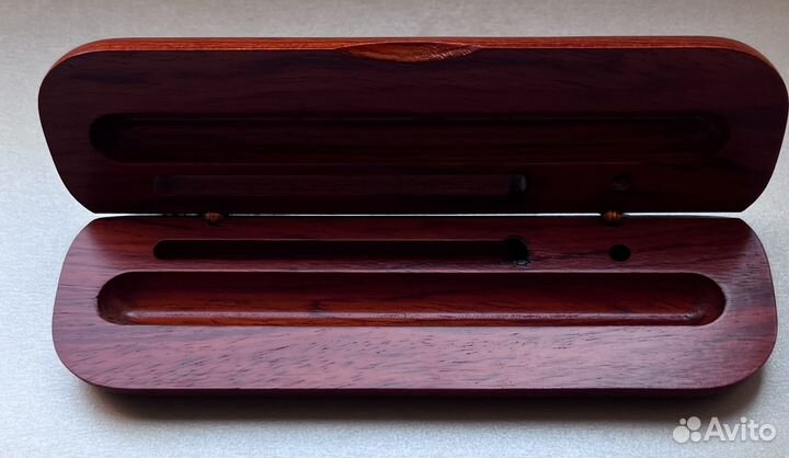 Футляр органайзер для ручки деревянный. Новый