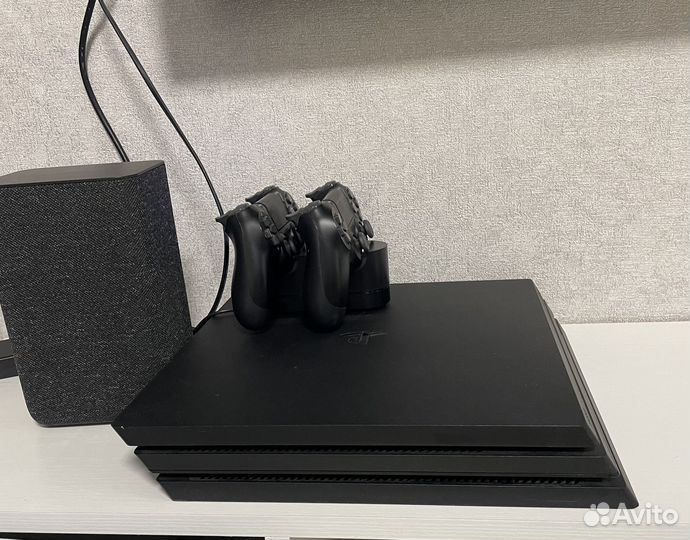 Продам Sony PS 4 Pro 1 TB 3 ревизия