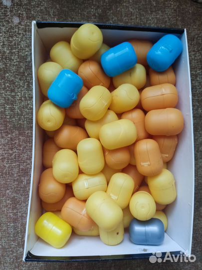 Пластмассовые яички