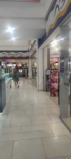 Сдам торговое помещение, 550 м²