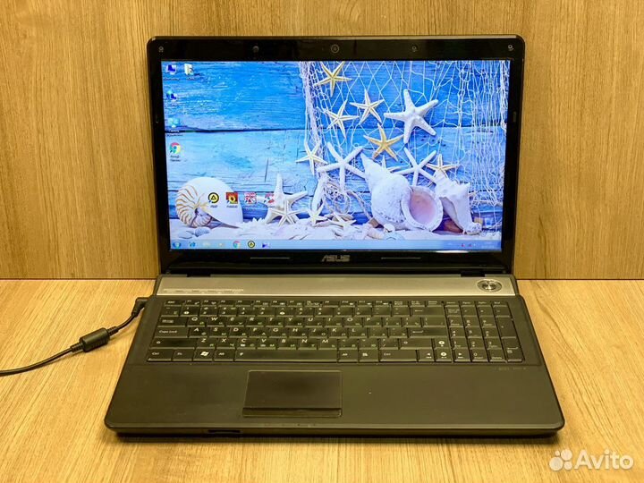 Ноутбук Asus / 15,6 дюймов / 4gb / Nvidea geforce