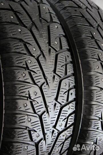 Yokohama Ice Guard Stud IG55 215/65 R16 102T