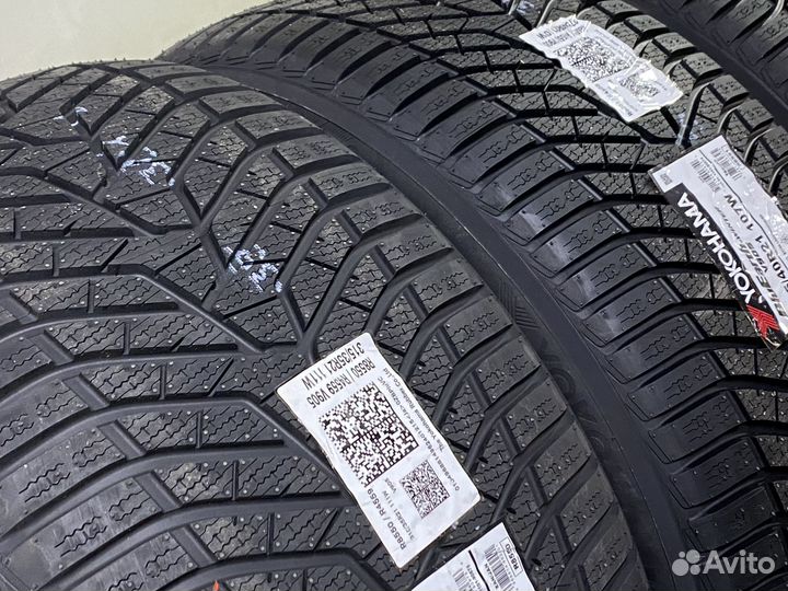 Yokohama W.Drive V905 275/40 R21 и 315/35 R21 111W