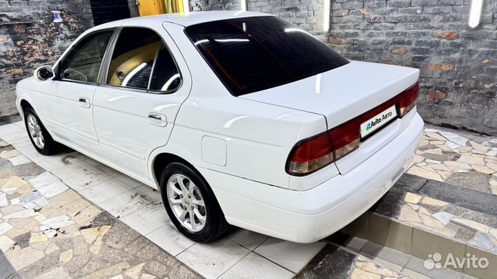 Nissan Sunny 1.5 AT, 2004, 260 000 км