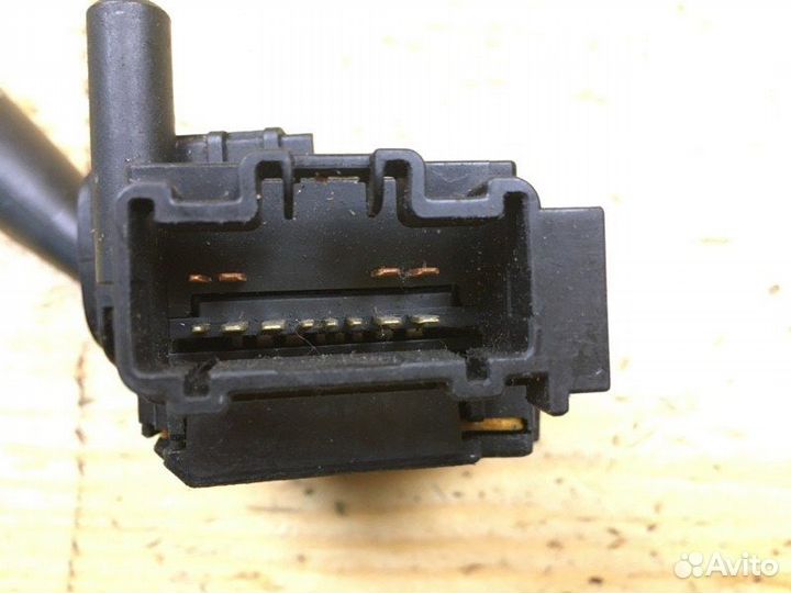 Блок подрулевых переключателей лев. toyota noah