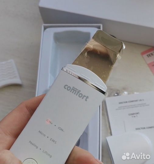 Ультразвуковой аппарат для чистки лица