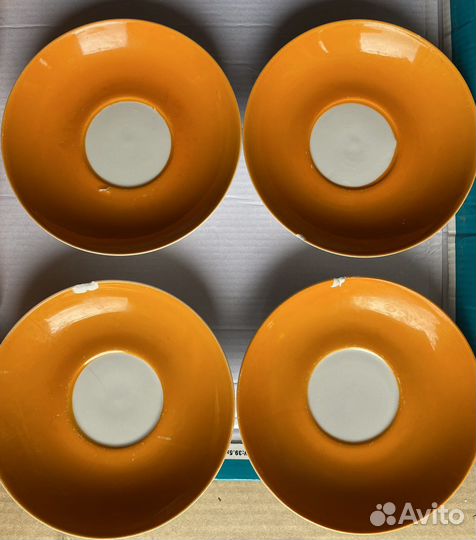 Чашки блюдца бокалы