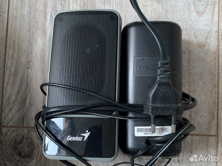 Колонки компьютерные Genius