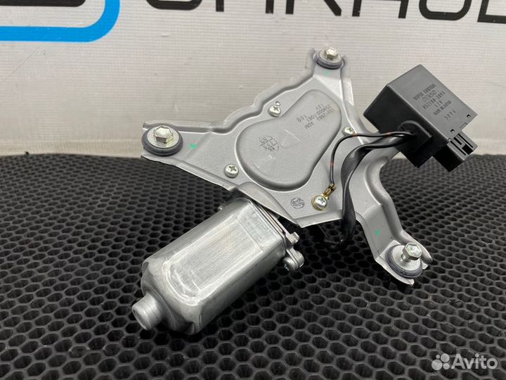 Моторчик стеклоочистителя задний Hummer H3 H3 L52