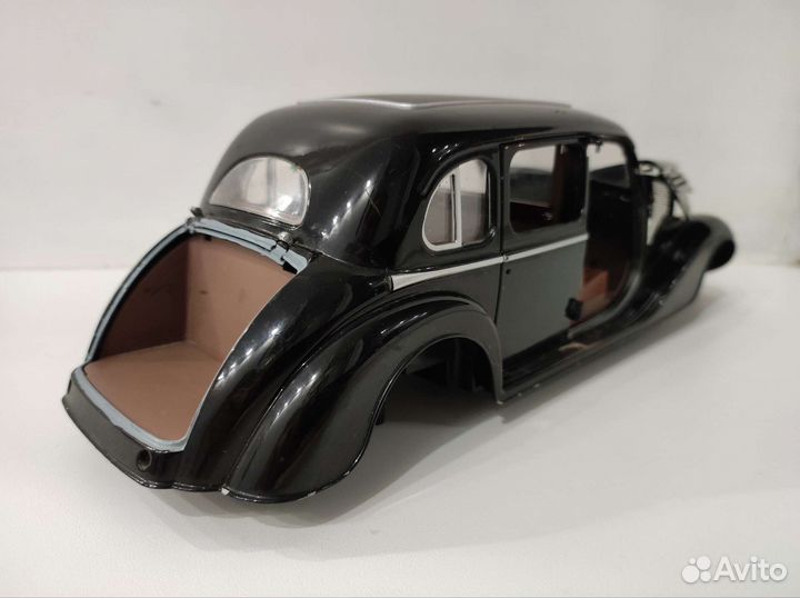Skoda Superb 1938 1/18