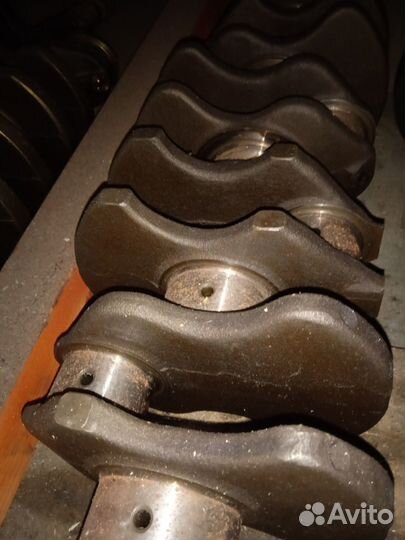 Mitsubishi Galant коленвал 2.0 бенз 89 г