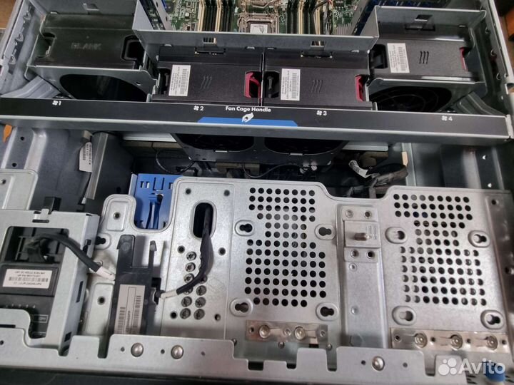 Сервер HP proliant ML350p gen8