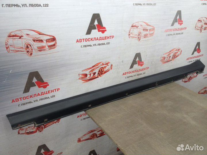 Накладка порога кузова - наружная облицовка левая