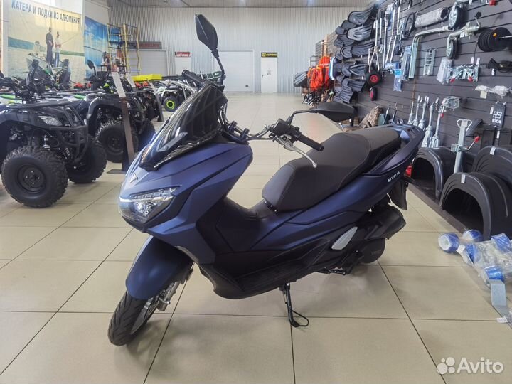 Скутер Vento VMC PCX (200)