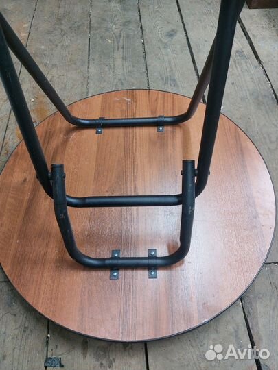 Стол для дачи