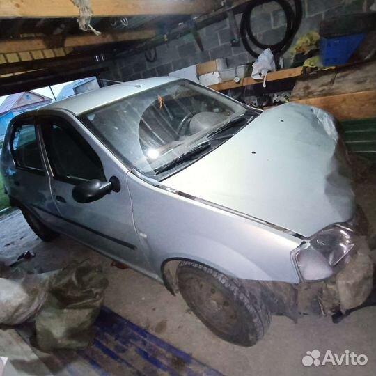 Renault Logan 1.6 МТ, 2008, битый, 135 000 км