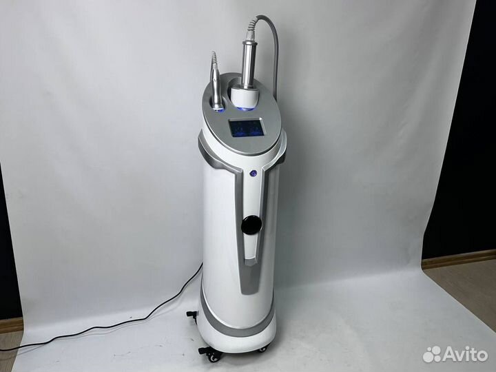 Косметологический аппарат для борьбы с целлюлитом