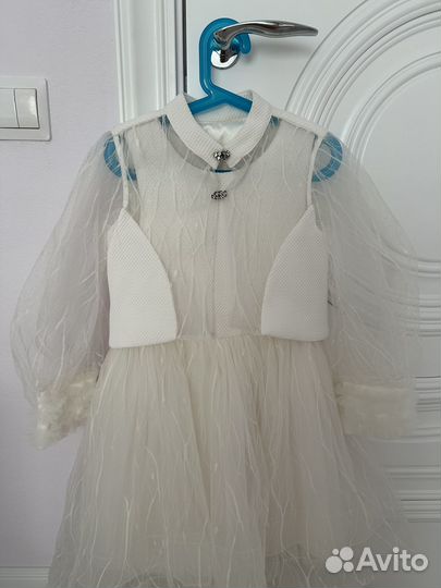 Продам нарядное платье для девочки 6-7 лет