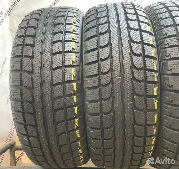 Maxtrek Trek M7 205/50 R17 92Q