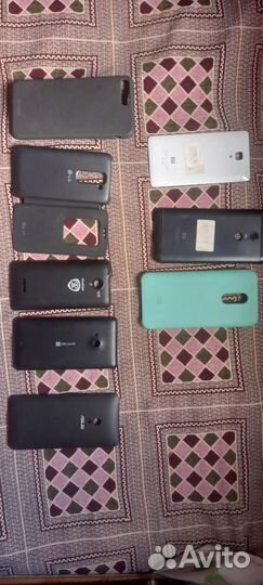 Кнопочные телефоны, можно на запчасти