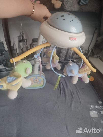 Мобиль в кроватку с проектором музыкальный