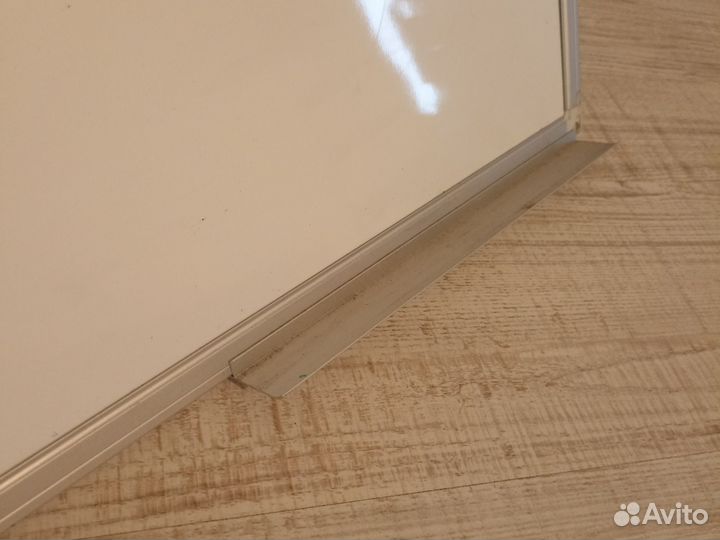 Магнитная доска для фломастеров, на стену