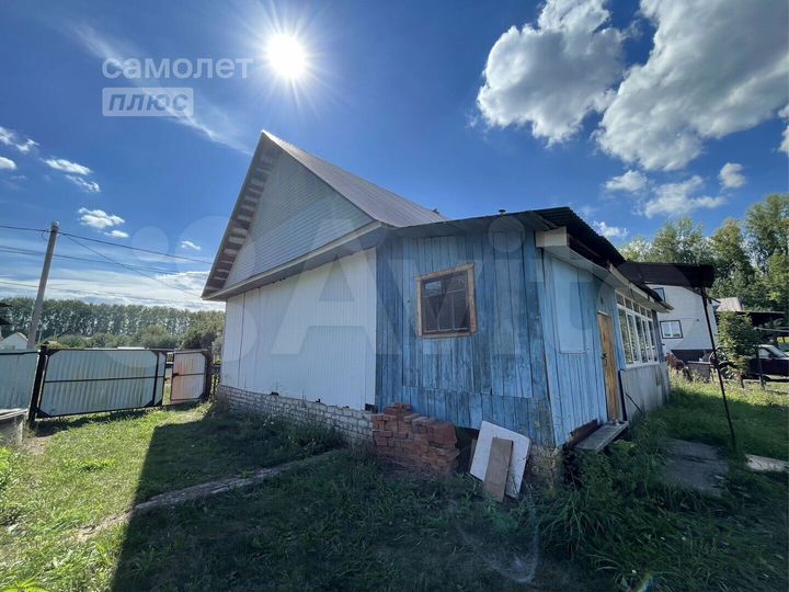 Дом 65 м² на участке 15 сот.