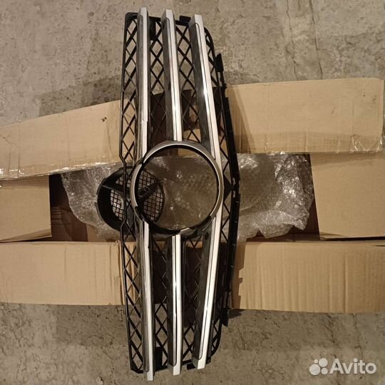 Решетка радиатора mercedes GLK x204
