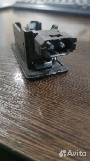 Плафон подсветки номерного знака Bmw 530 D E61