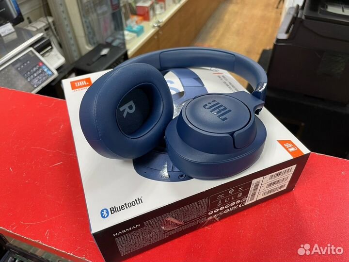 Беспроводные наушники JBL Tune 710BT