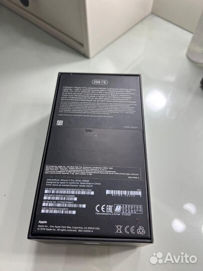 iPhone 11 Pro, 256 ГБ