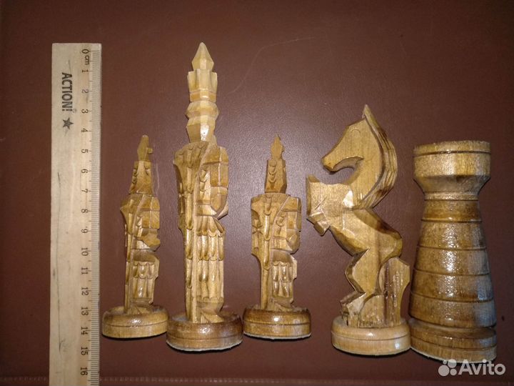 Резные Шахматные фигуры дерево
