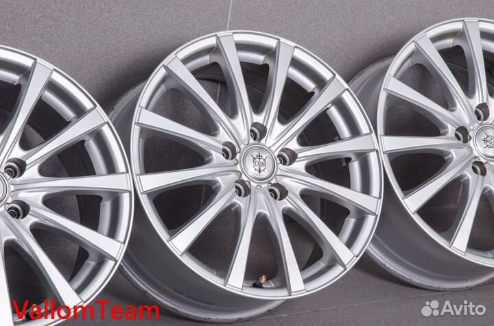 Лот UP2516459 Фирменные 17-е диски weds